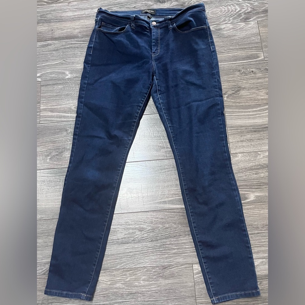 Banana Republic EUC Skinny Fit Stretchy dark wash‎ Denim Jeans- Size 31/12R